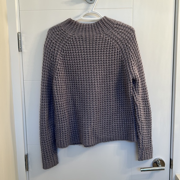 Contemporaine mock neck waffle sweater. Perfect condition. Very warm and cozy - Picture 3 of 4